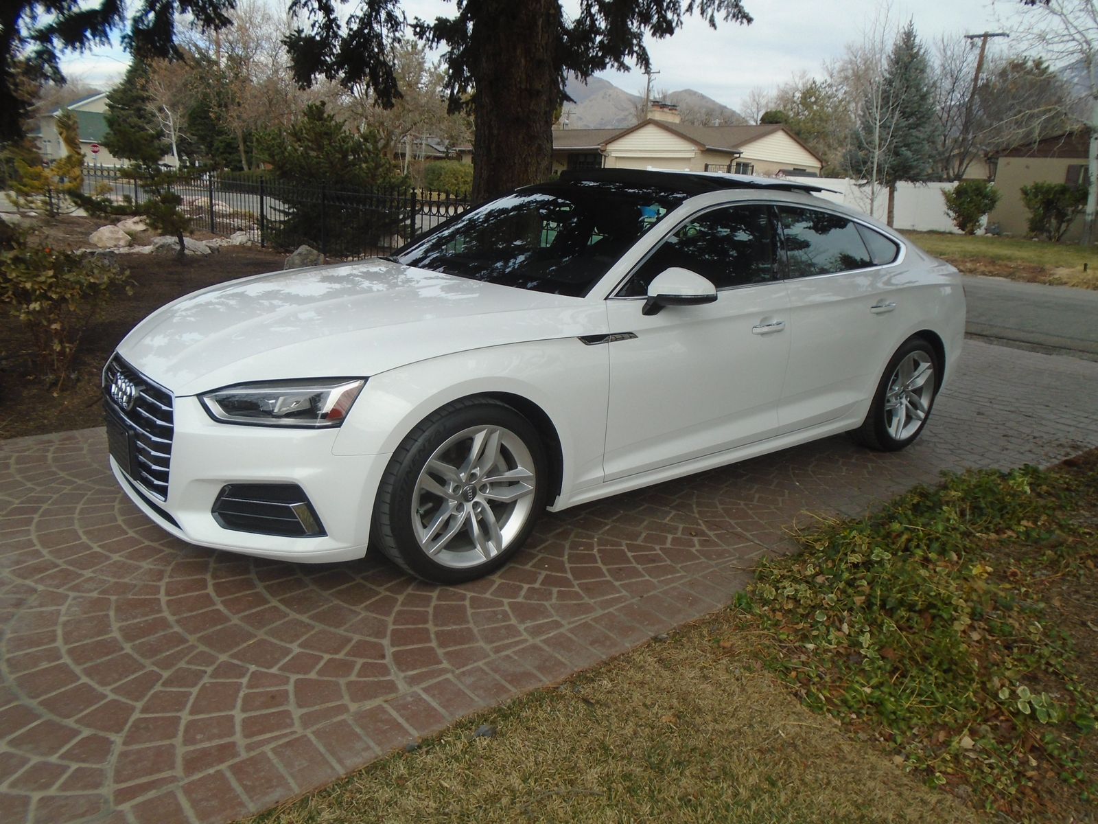 2019 Audi A5 quattro Premium 45 TFSI