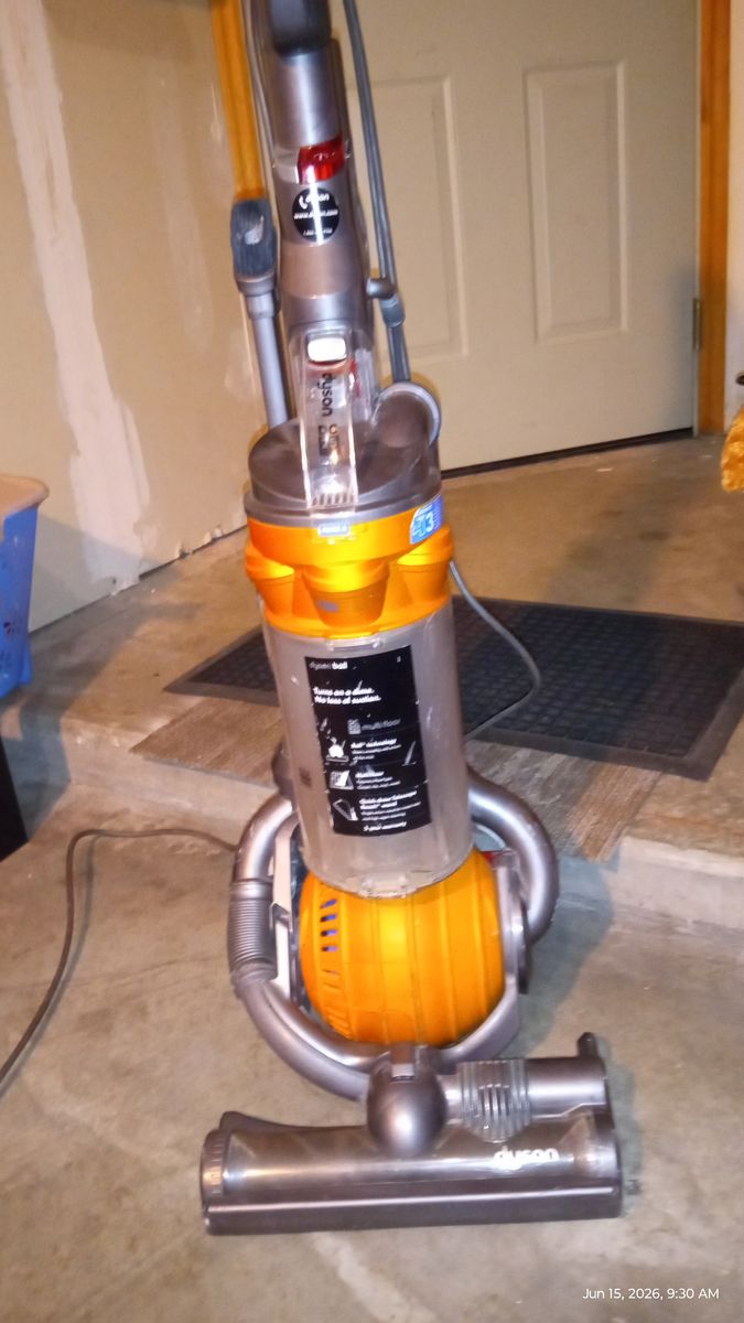 Dyson Ball Multi Floor Upright Vacuum Cleaner - Powerful Suction for All Surfaces