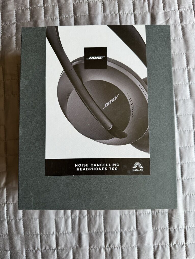 Bose Noise Cancelling 700 Headphones