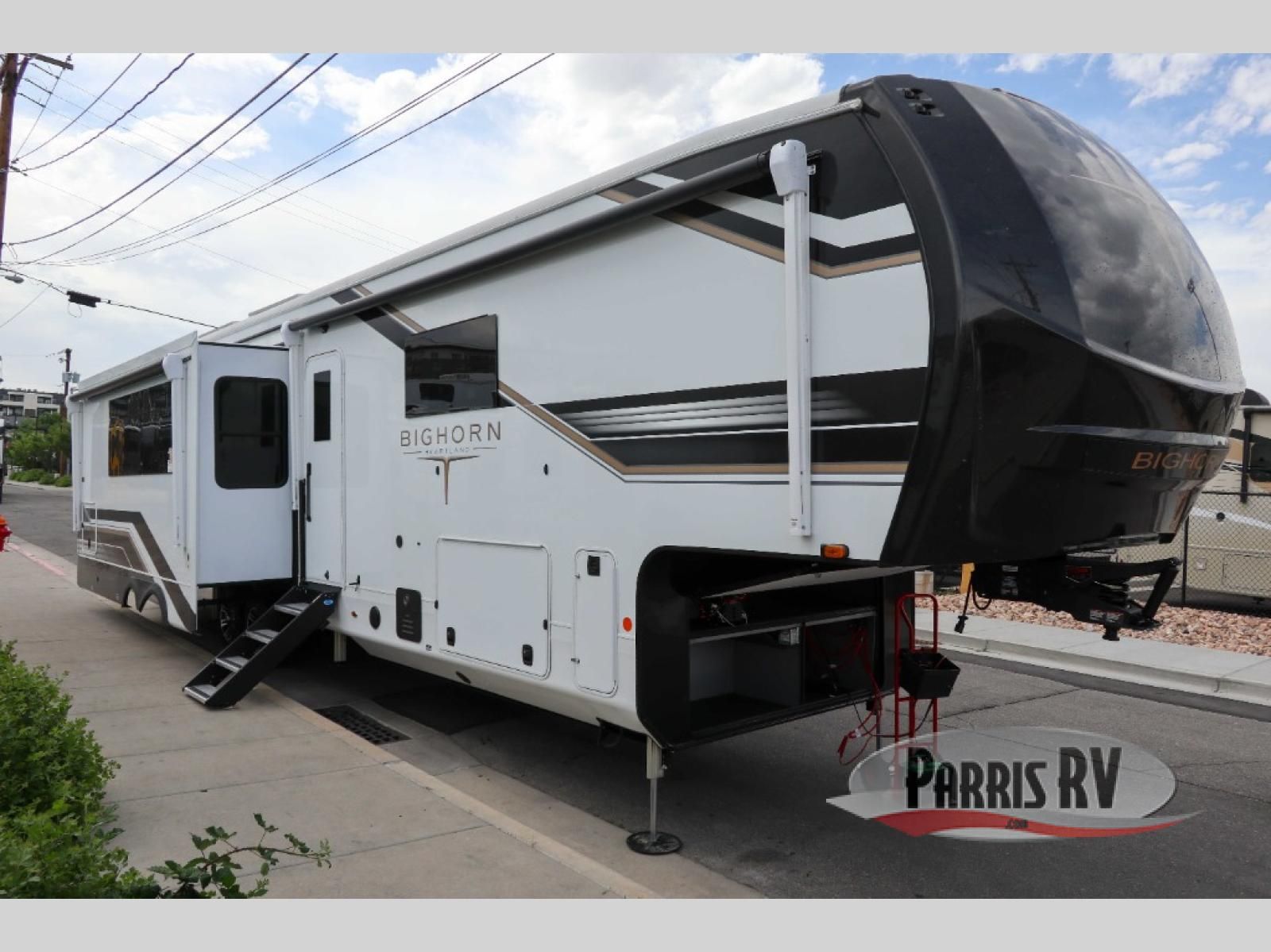 New 2026 Heartland Bighorn 39RK