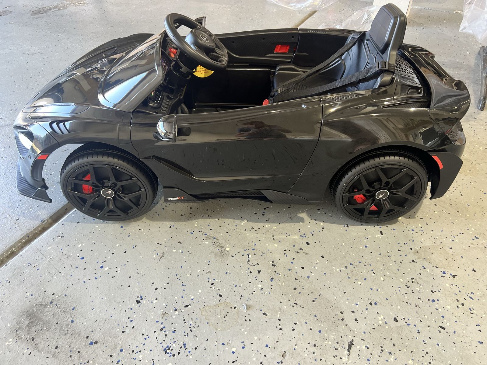 McLaren 765LT Kids Electric Ride-On Car Black - Remote Control, Butterfly Doors