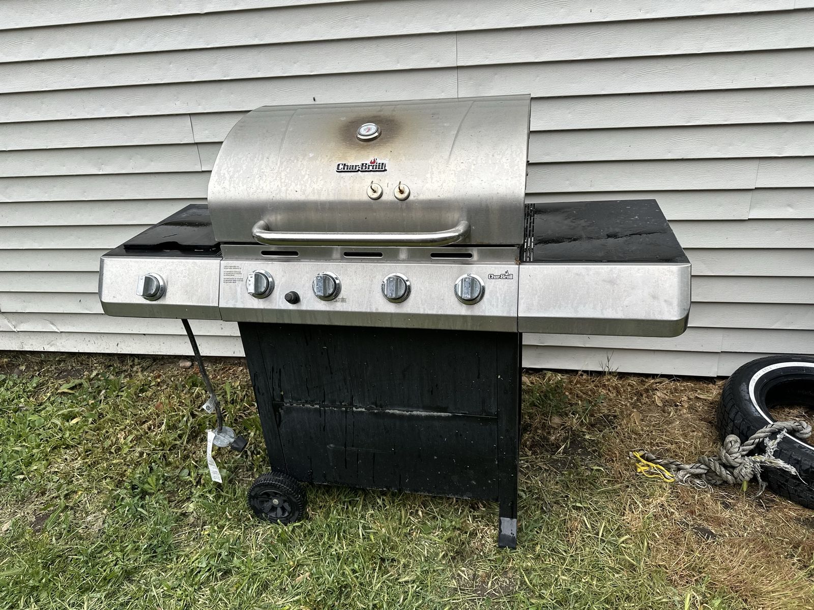Charbroil propane grill