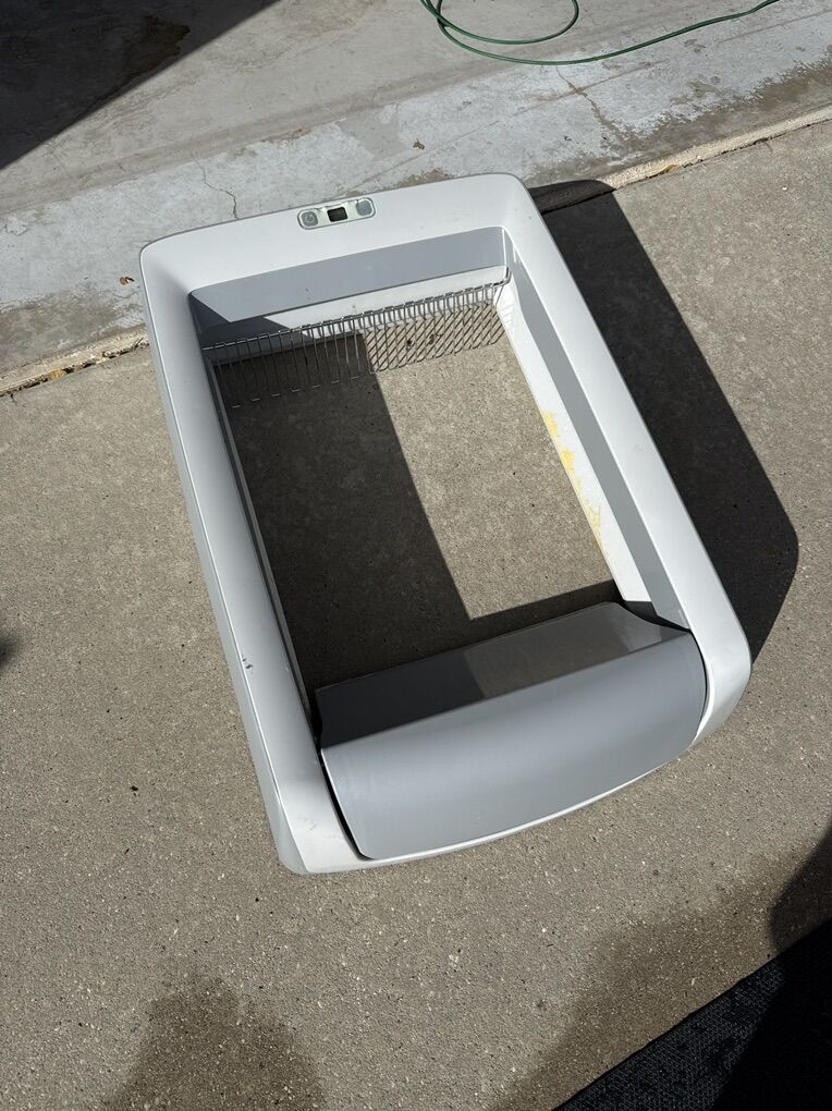 Petsafe Litter Box