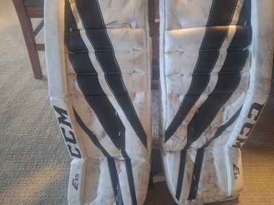 CCM Extreme Flex 3.5 Goalie Pads
