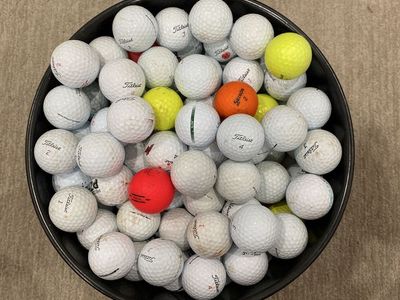 5 gallon bucket of titleist