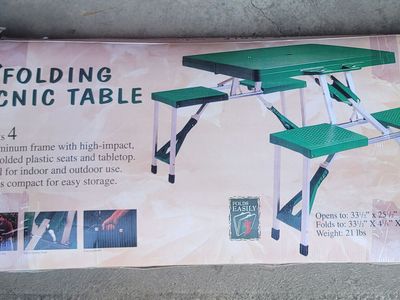 Folding Picnic Table