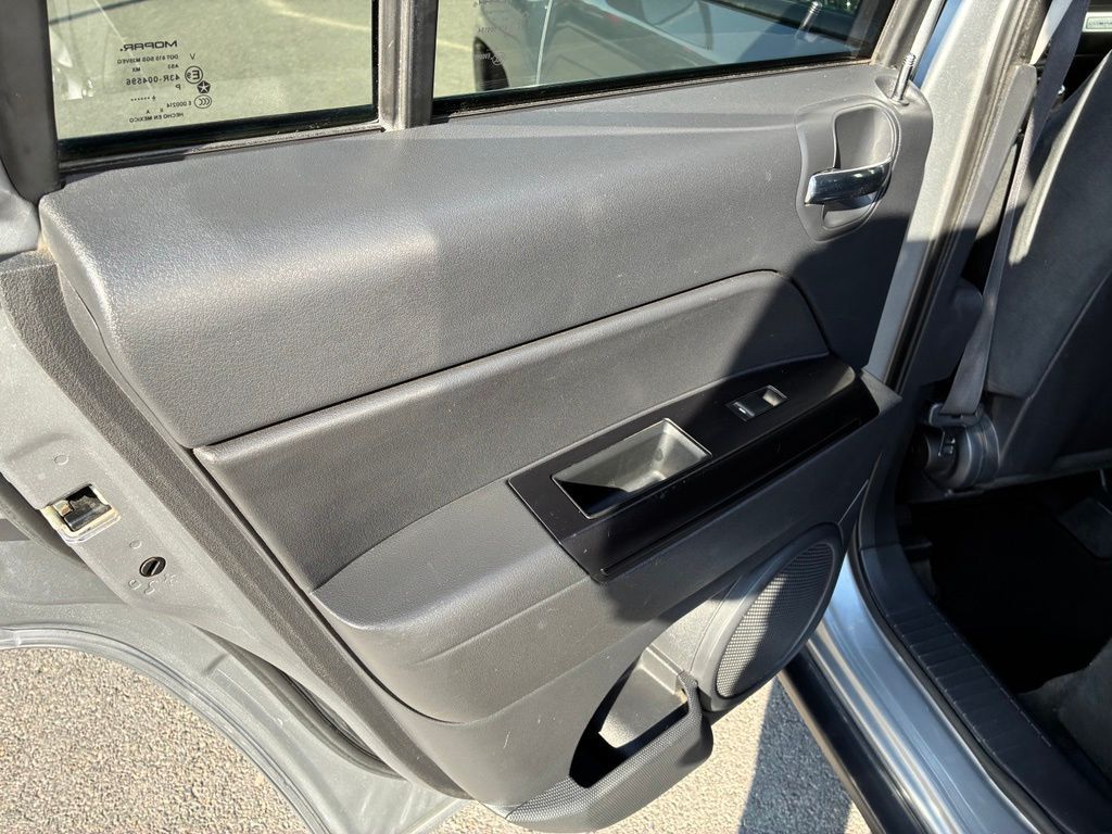 Main image 21
