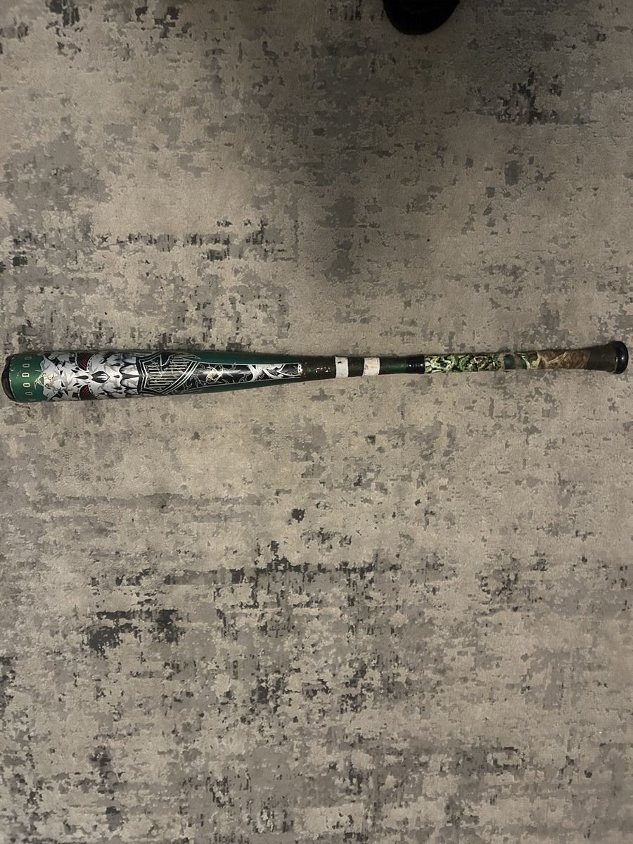DeMarini Voodoo One Piece BBCOR Baseball Bat -3 33/30oz Green Camo
