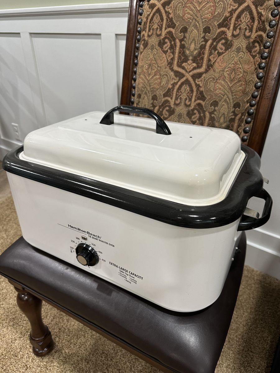 Hamilton Beach 18 Quart Roaster Oven - Extra-Large Capacity, Table Top, White