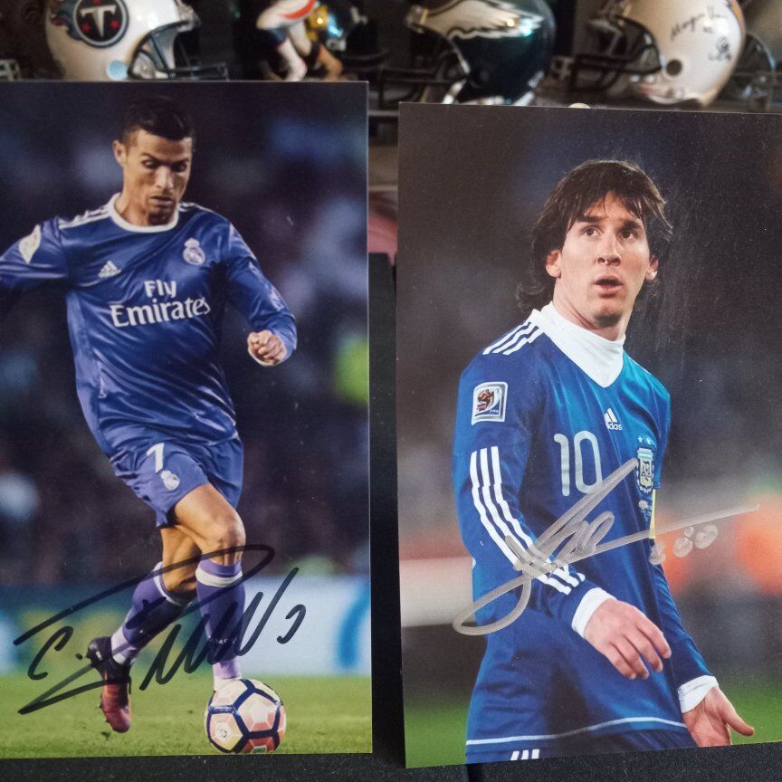 ronaldo and messi autograph pictures