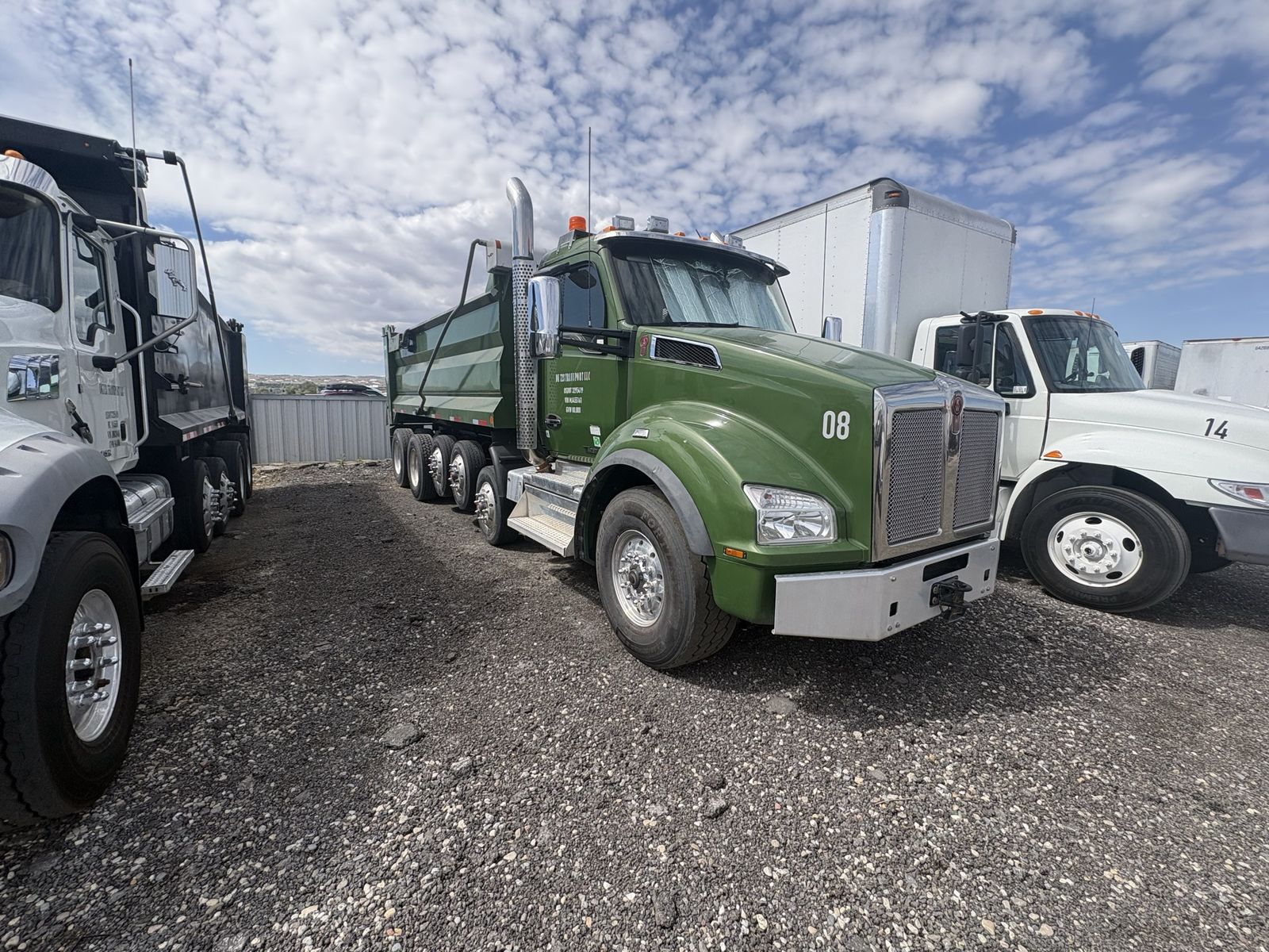 2021 Kenworth dump truck