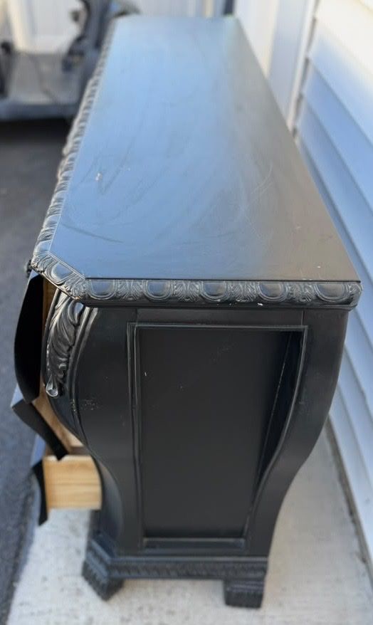 Main image 6