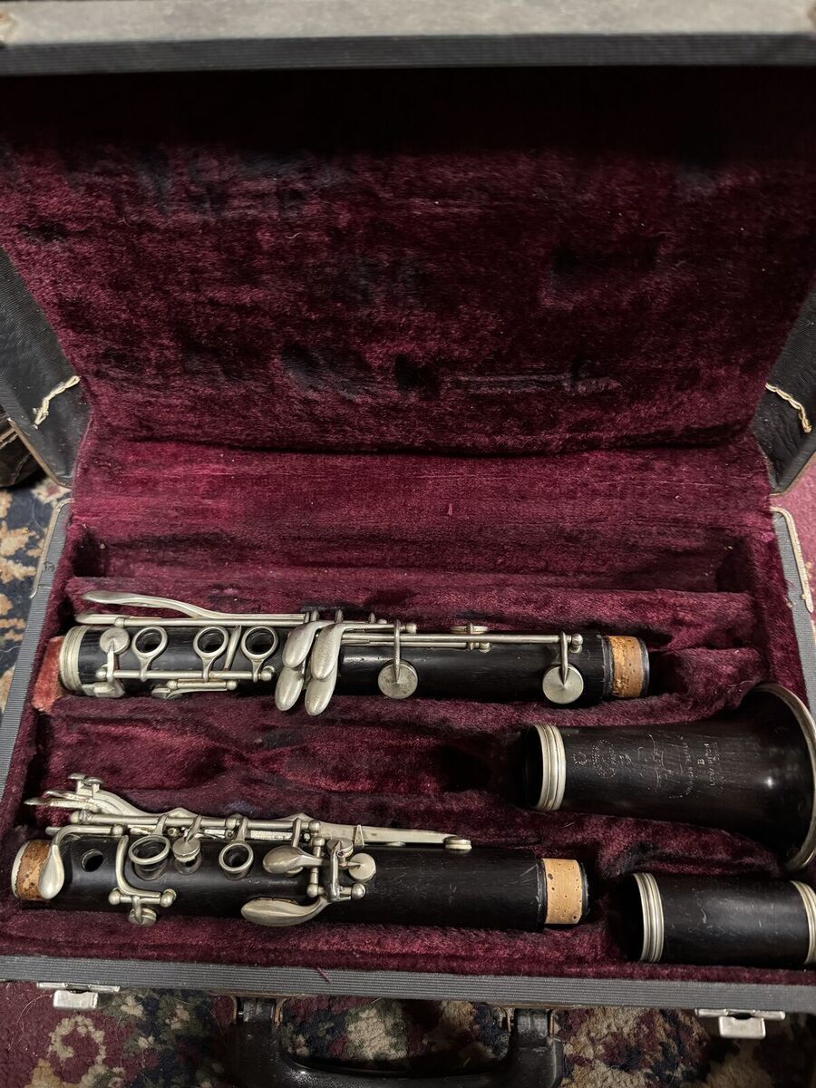 Museum Quality Martin Freres Grand Prix B-flat WOOD CLARINET c1906-1914 still plays well