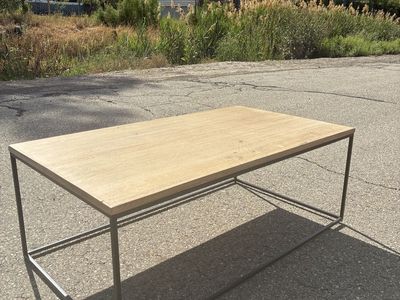 Minimalist Wood & Metal Coffee Table - Modern Design