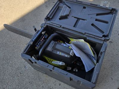 Ryobi 3818 Gas Chainsaw