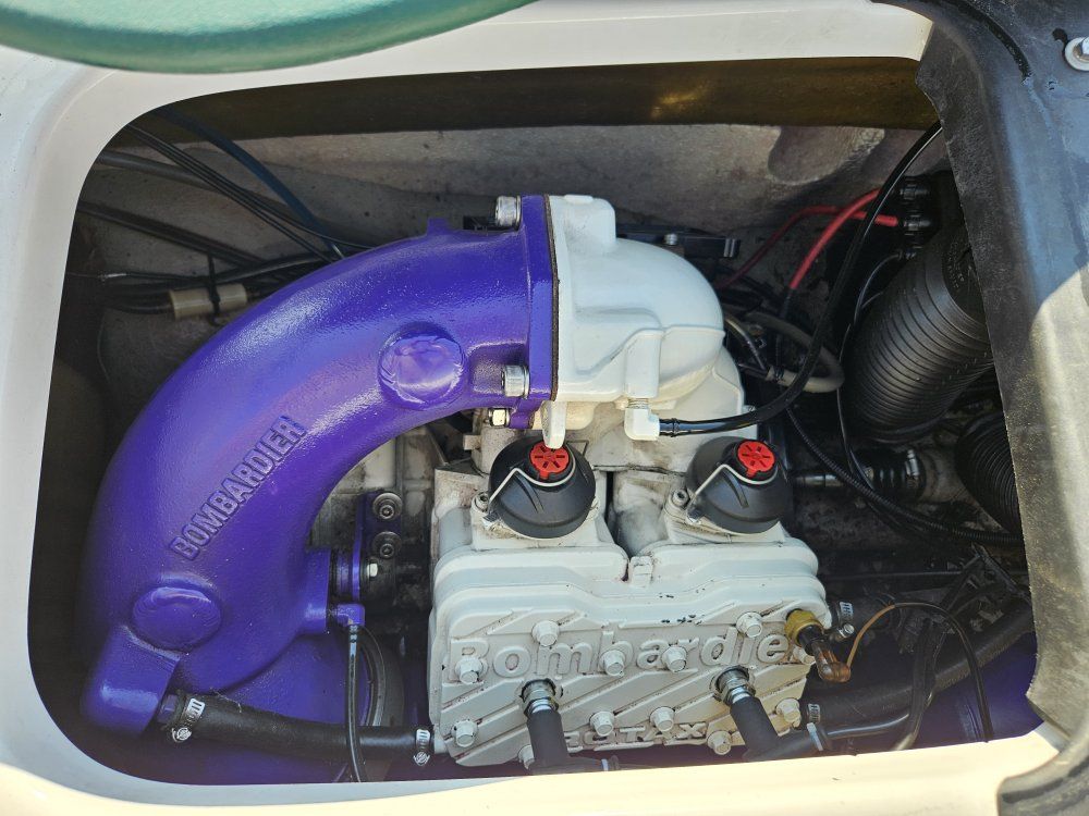 Main image 8