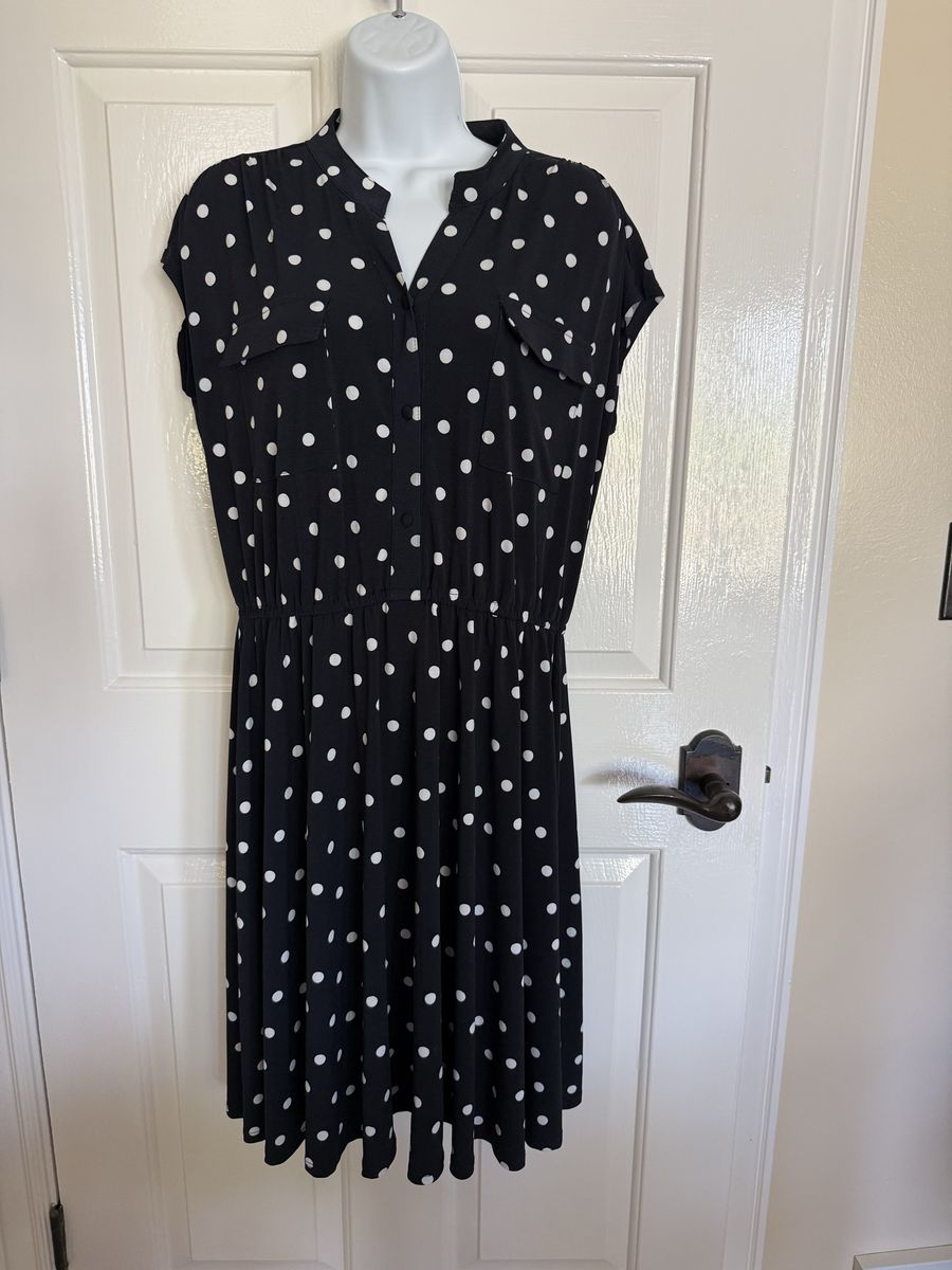 dress Roz & Ali size L black and white polka dot