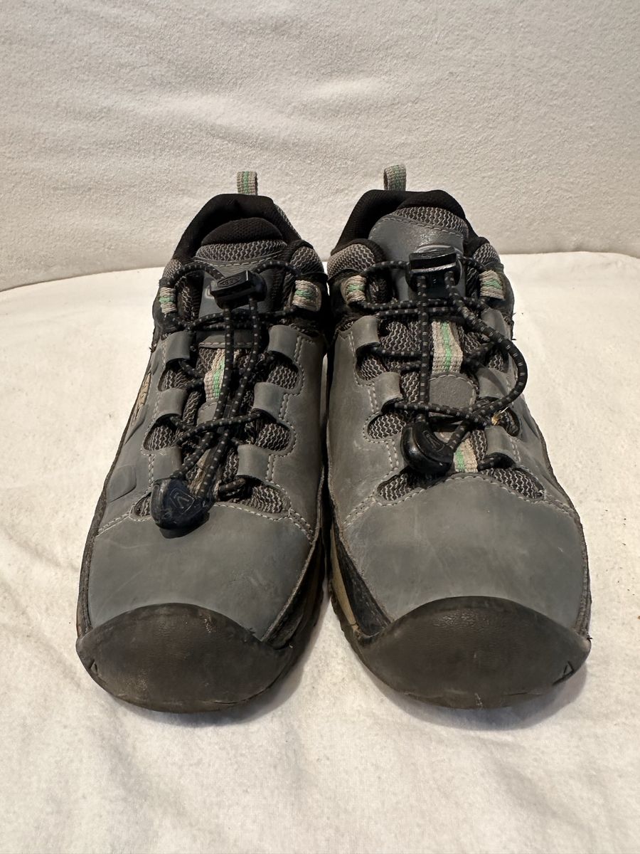 Keen youth size 3 gray/green trim, waterproof, hiking shoes