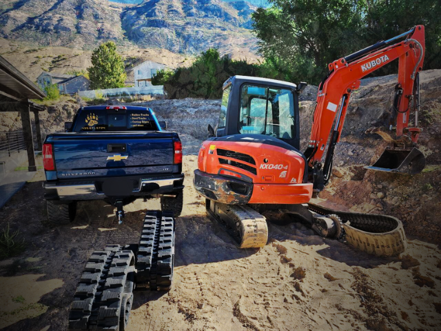 Rubber Tracks, Buckets, Teeth for Mini Excavators! Cat, Kubota, Bobcat, John Deere, Komatsu, Sany, Kobelco, Case, ETC