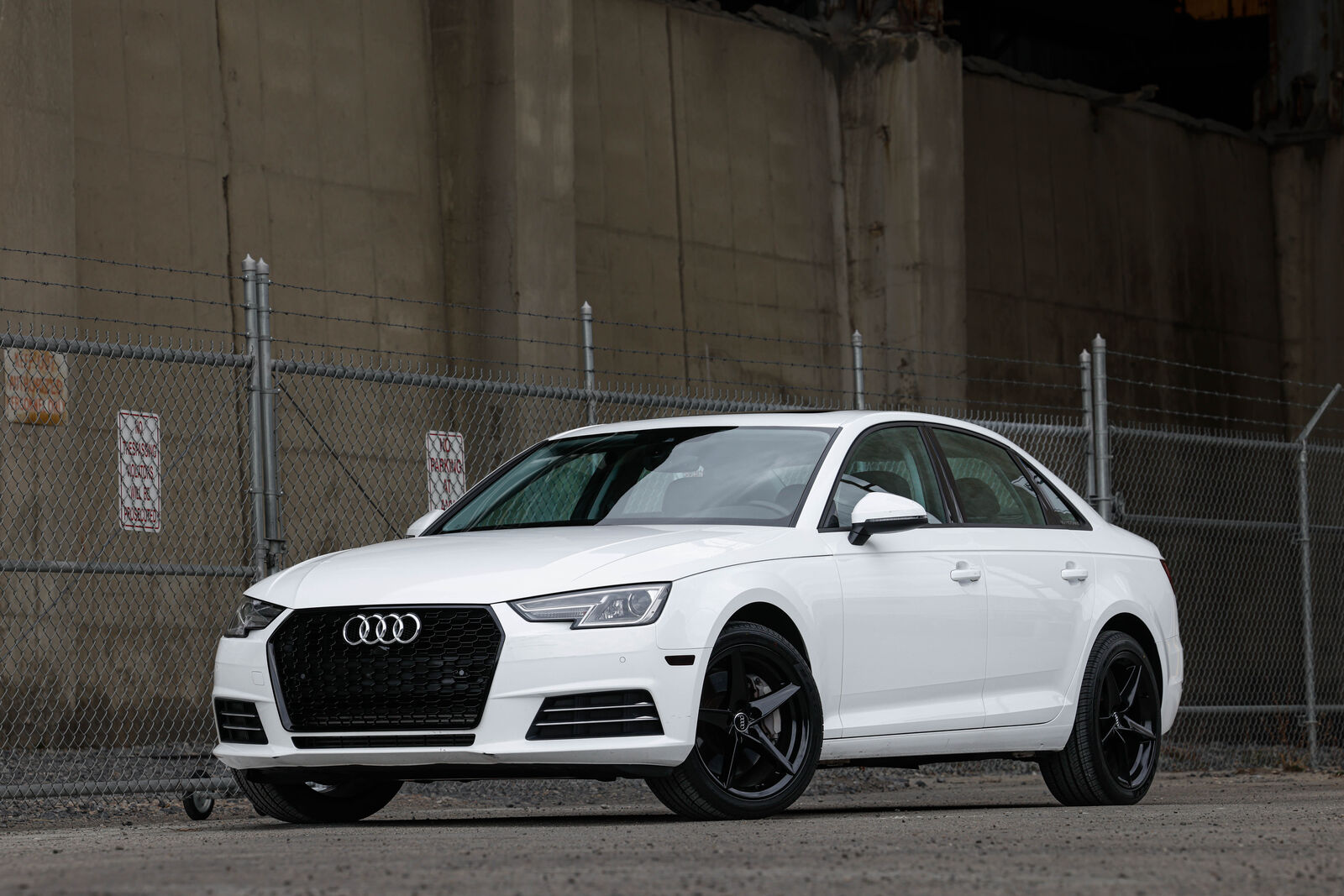 2017 AUDI A4 2.0T quattro Premium