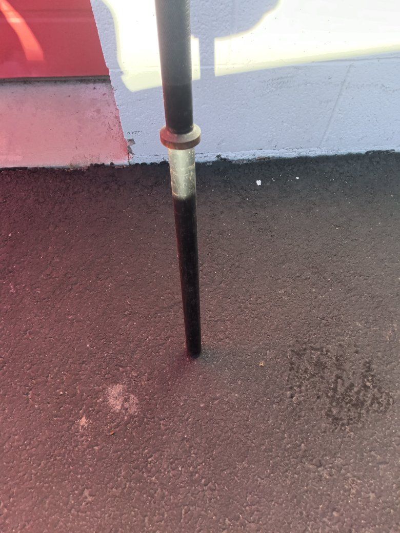 5 ft Solid Steel 1" Weight Lifting Bar.