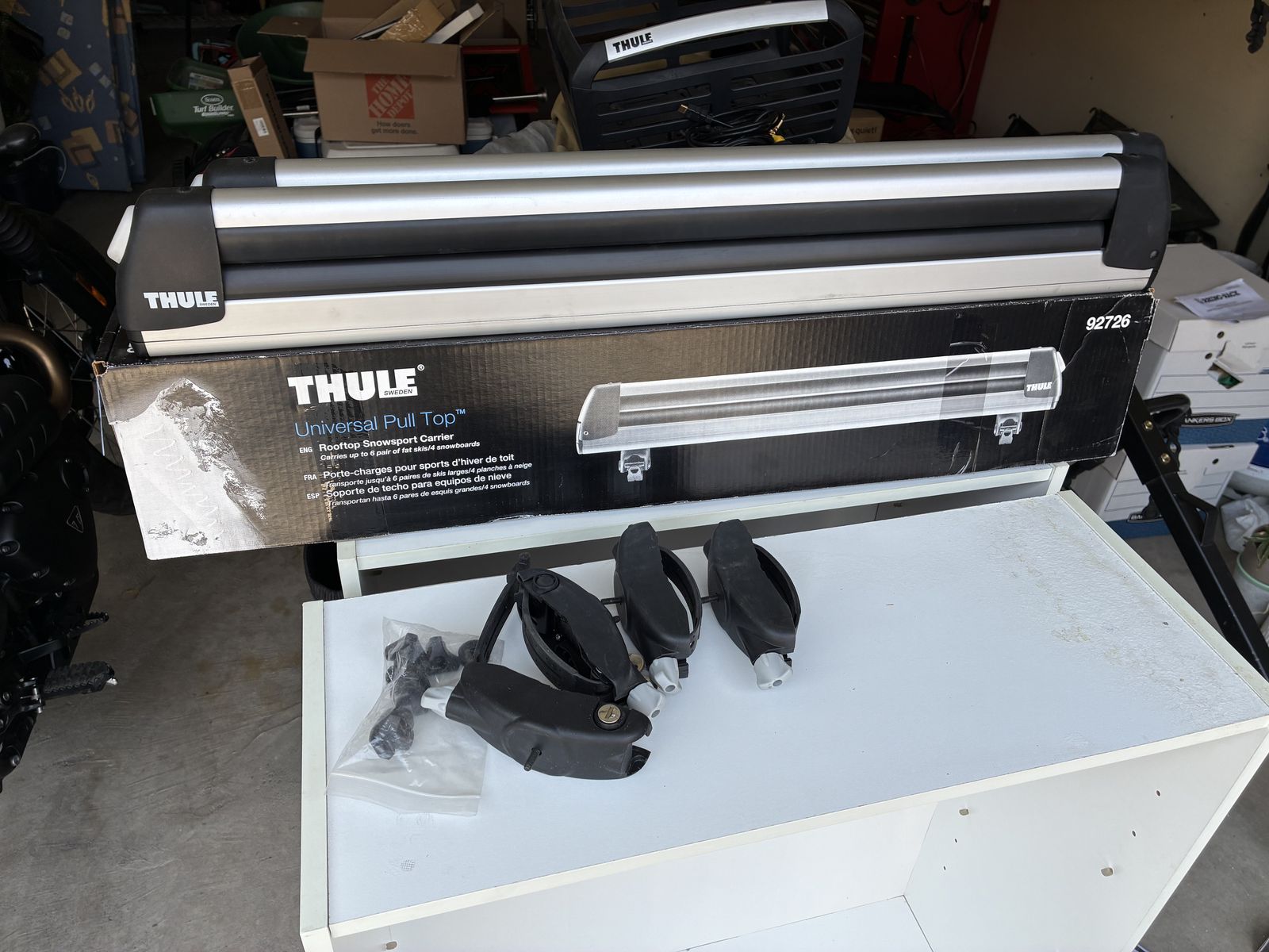 Thule Snow Pack sliding ski racks