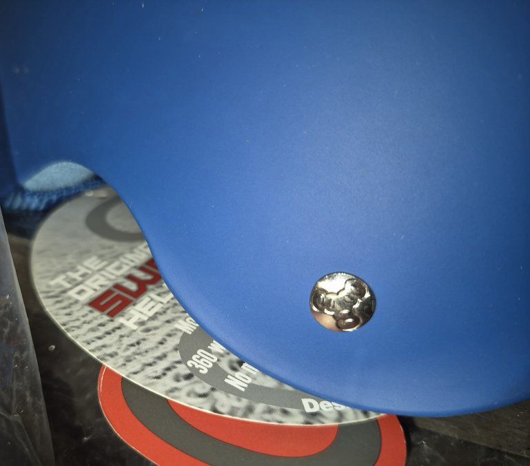 Main image 7