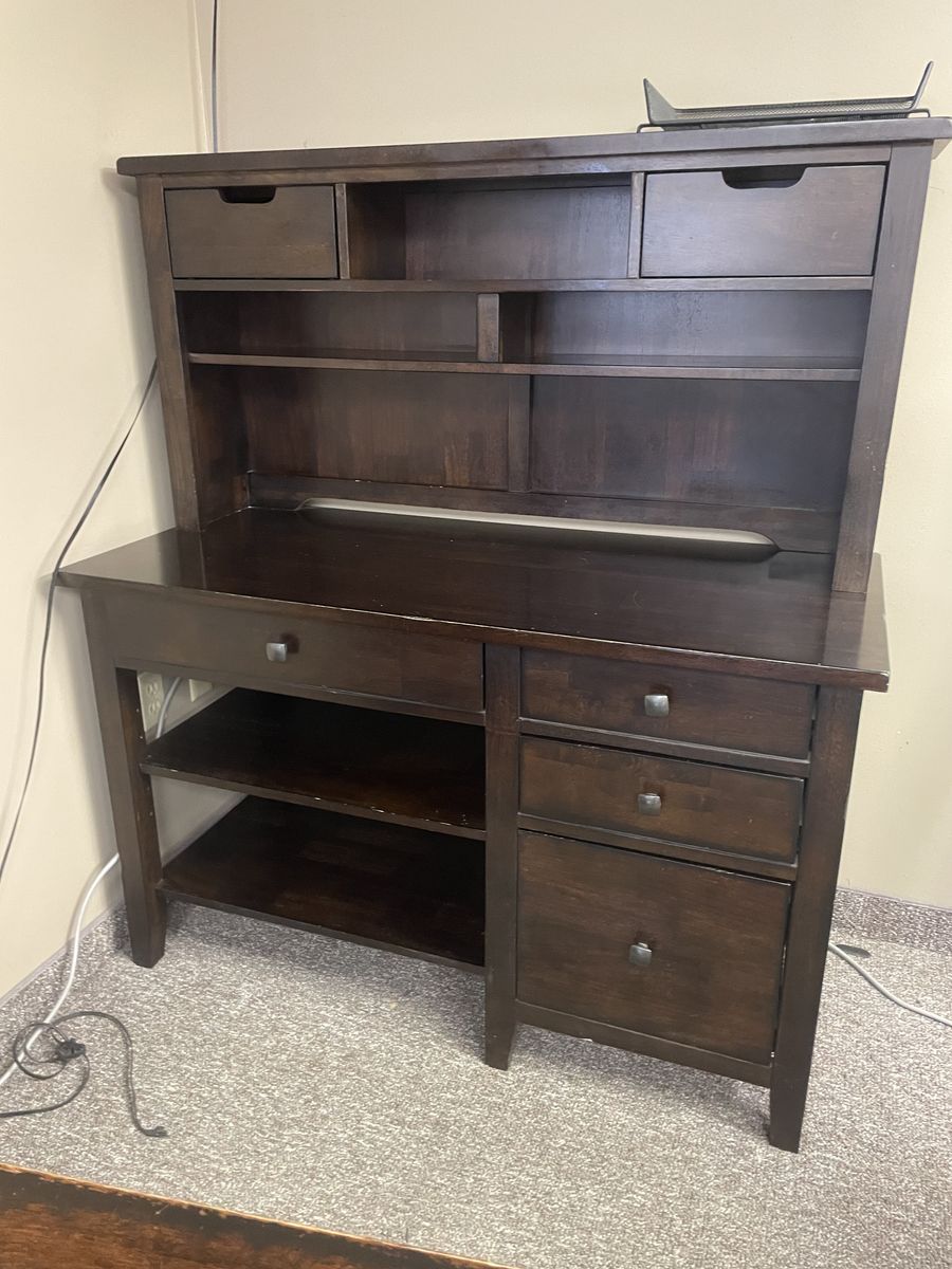 Free Wood Office Furniture - Pick Up In Sandy