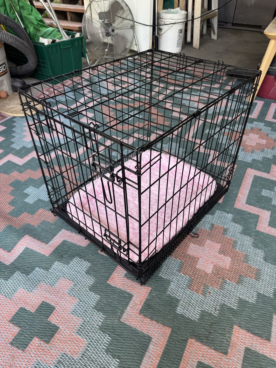 Like New! Collapsible Dog Crate with Bolstered Pink Dog Bed 24” Long
