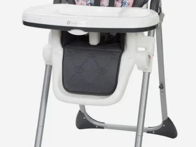 NEW Baby Trend Foldable Tot Spot 3-In-1 High Chair Infant to Toddler Compact