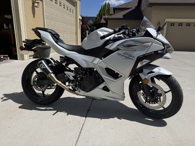 2025 Kawasaki Ninja® 500 ABS Perfect Condition