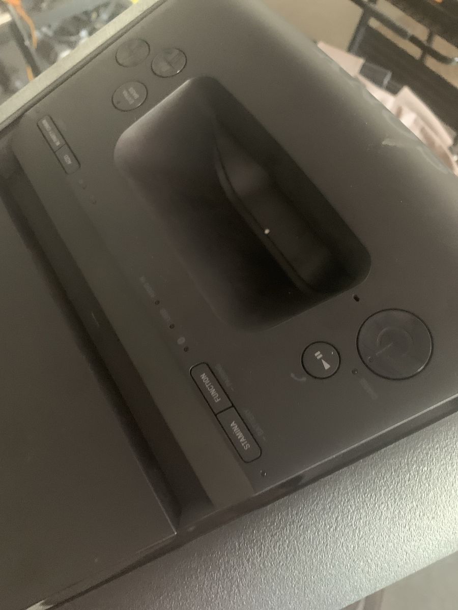 Main image 3