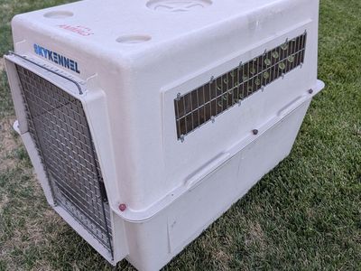 DOG CRATES, TWO LARGE AND ONE MEDIUM, .......... LARGE $5O.00,........ MEDIUM $40.00........REASONABLE OFFERS CONSIDERED