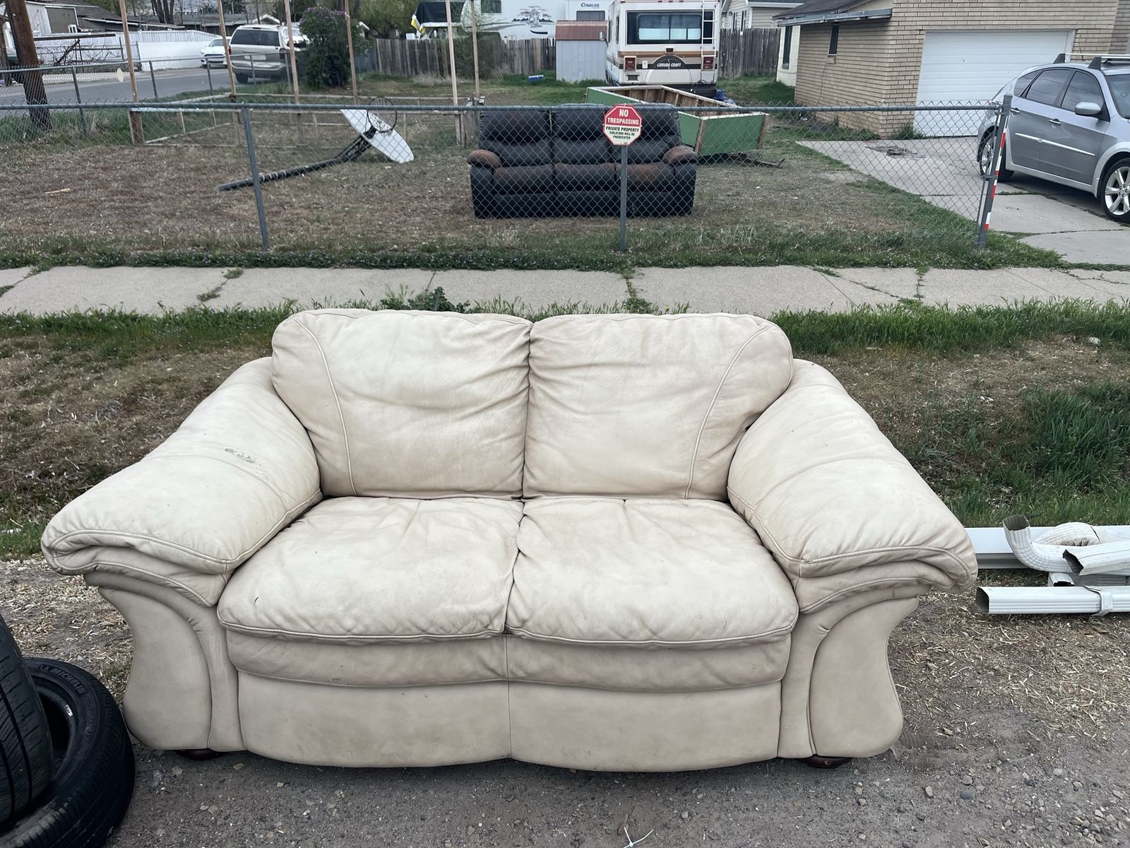 Free Couch And Loveseat