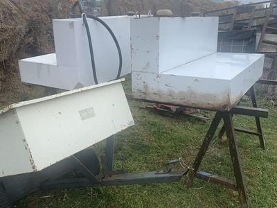 2 100 GALLON FUEL TANKS FOR TRUCK