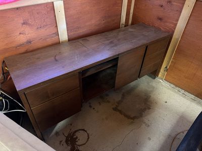 Free Table