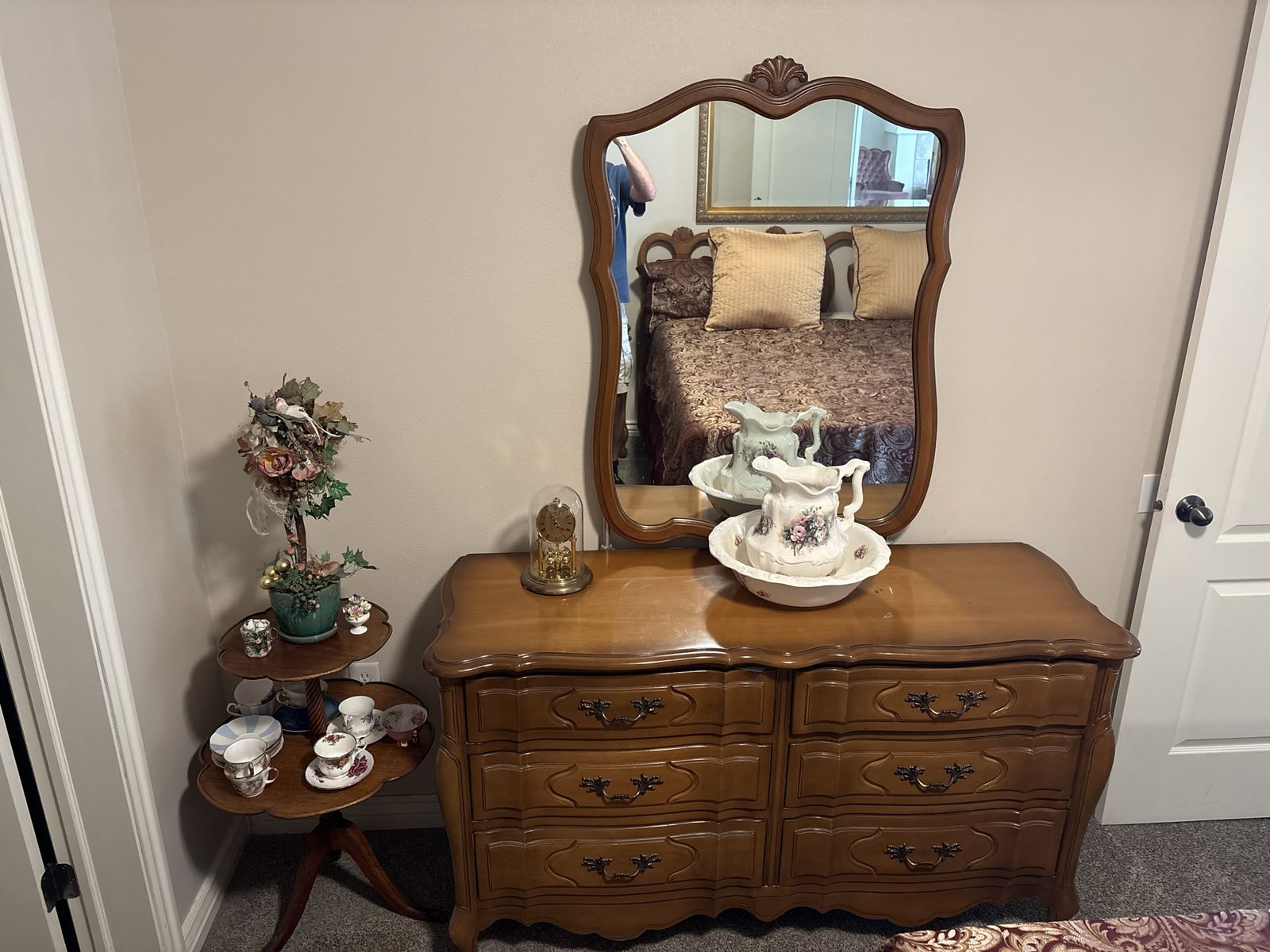 Main image 2