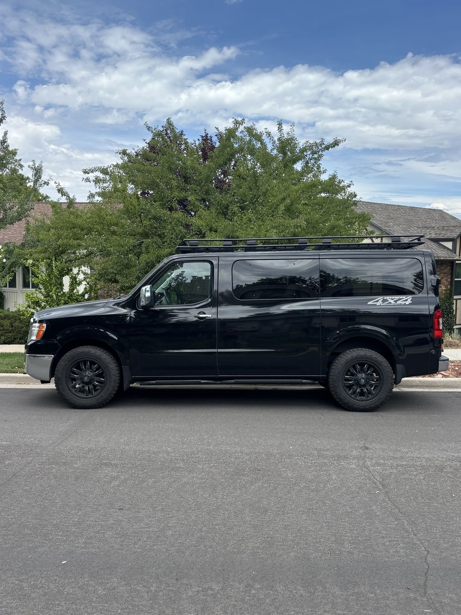 2019 Nissan NV 3500 HD SL