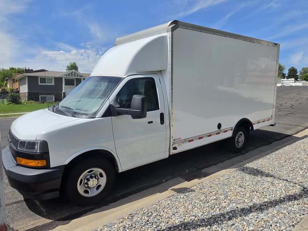 2023 Chevrolet Express 3500 