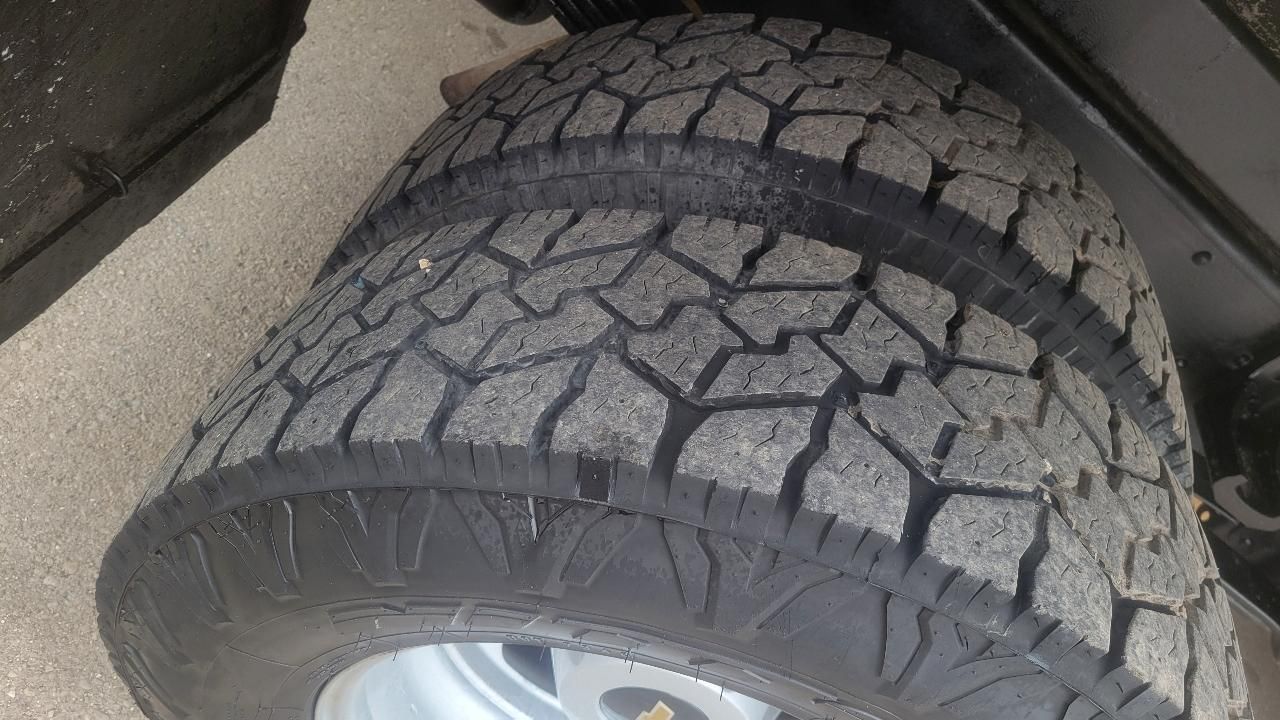 Main image 6