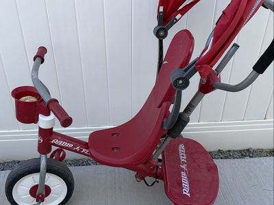 Radio Flyer Stroll N’ Trike