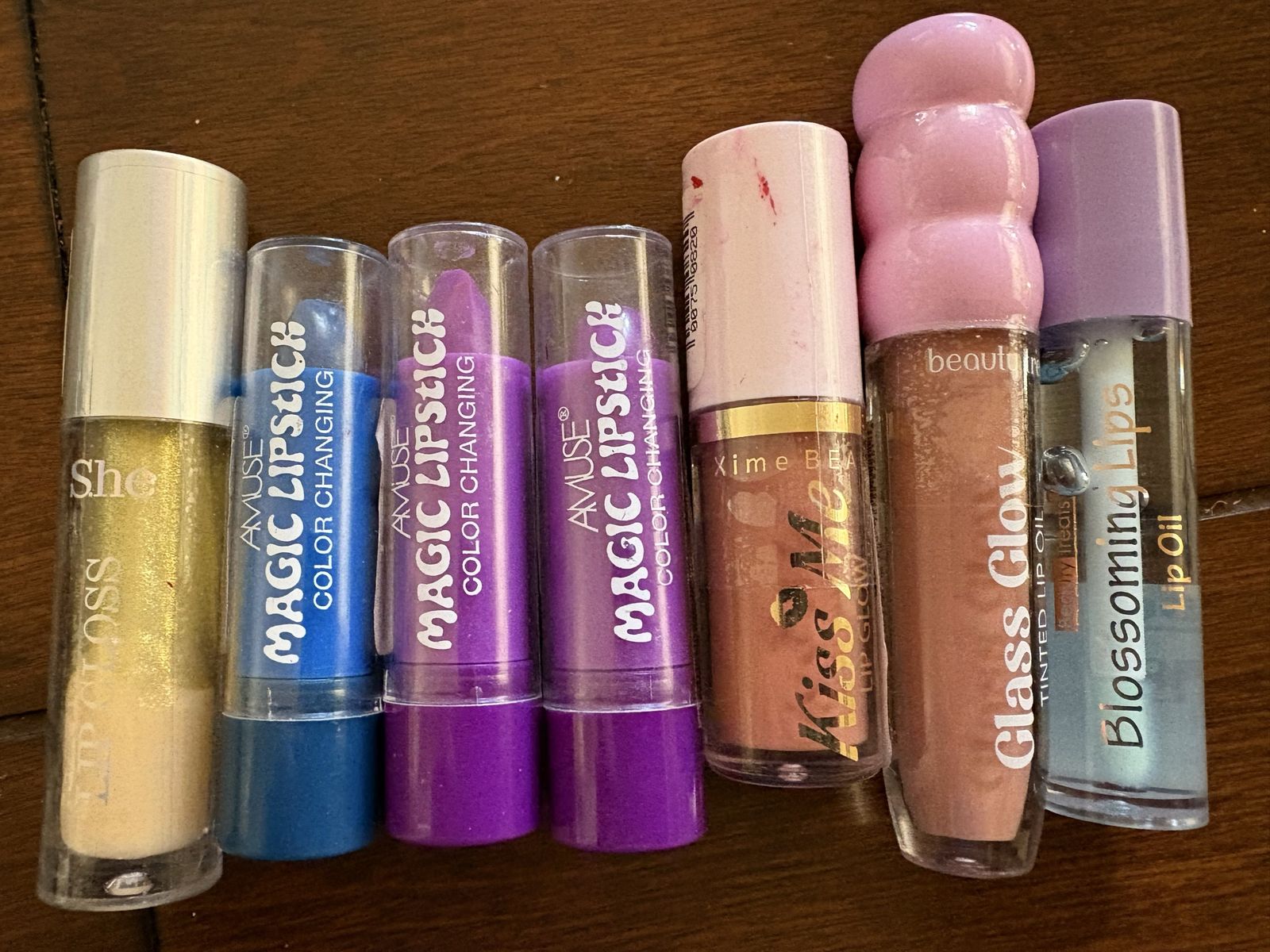 7 New Assorted Lipglosses, Lipsticks & Lip Oils