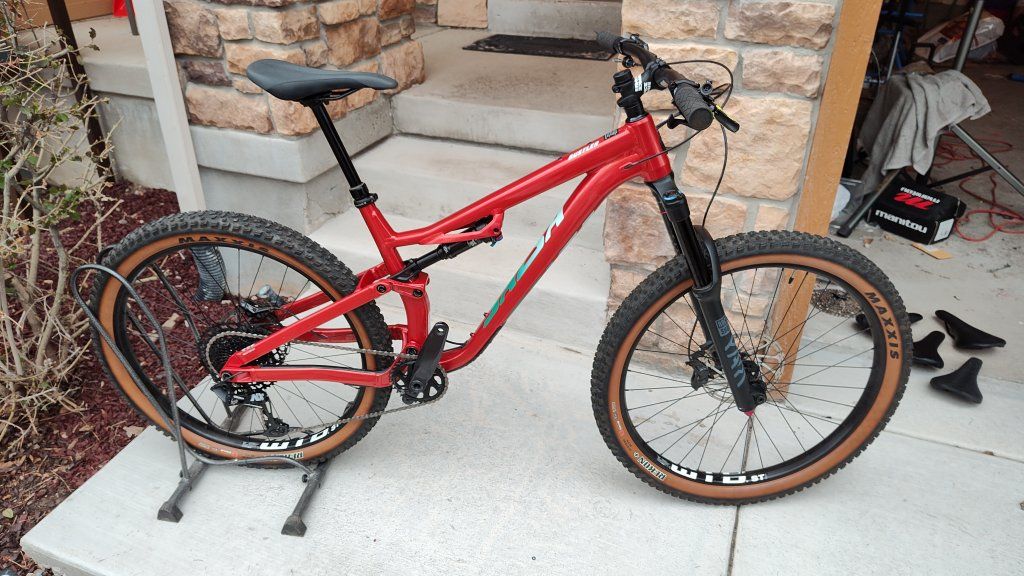 Excellent Condition 2025 Salsa Rustler Medium