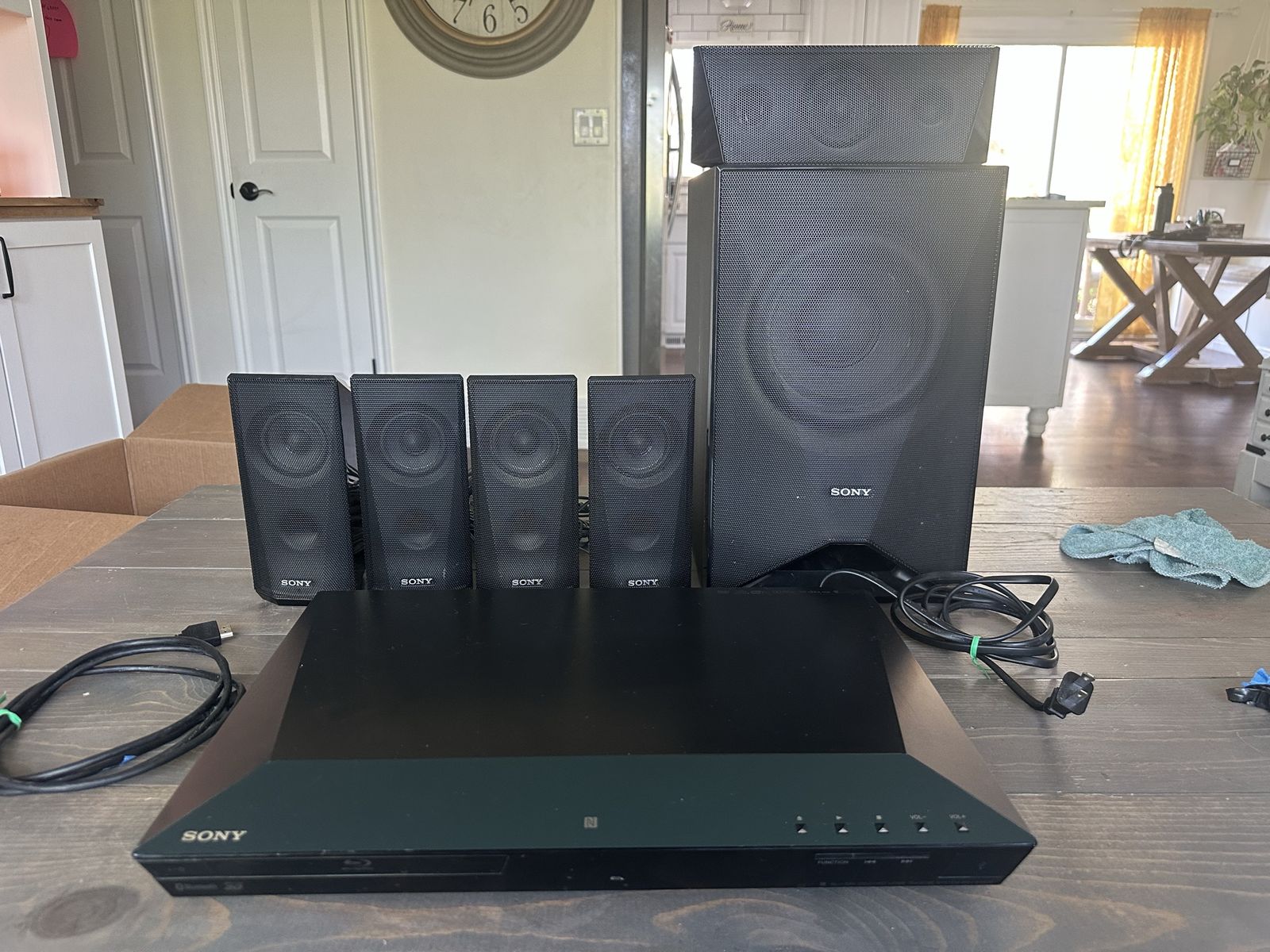 SONY BluRay-DVD Home Theatre System