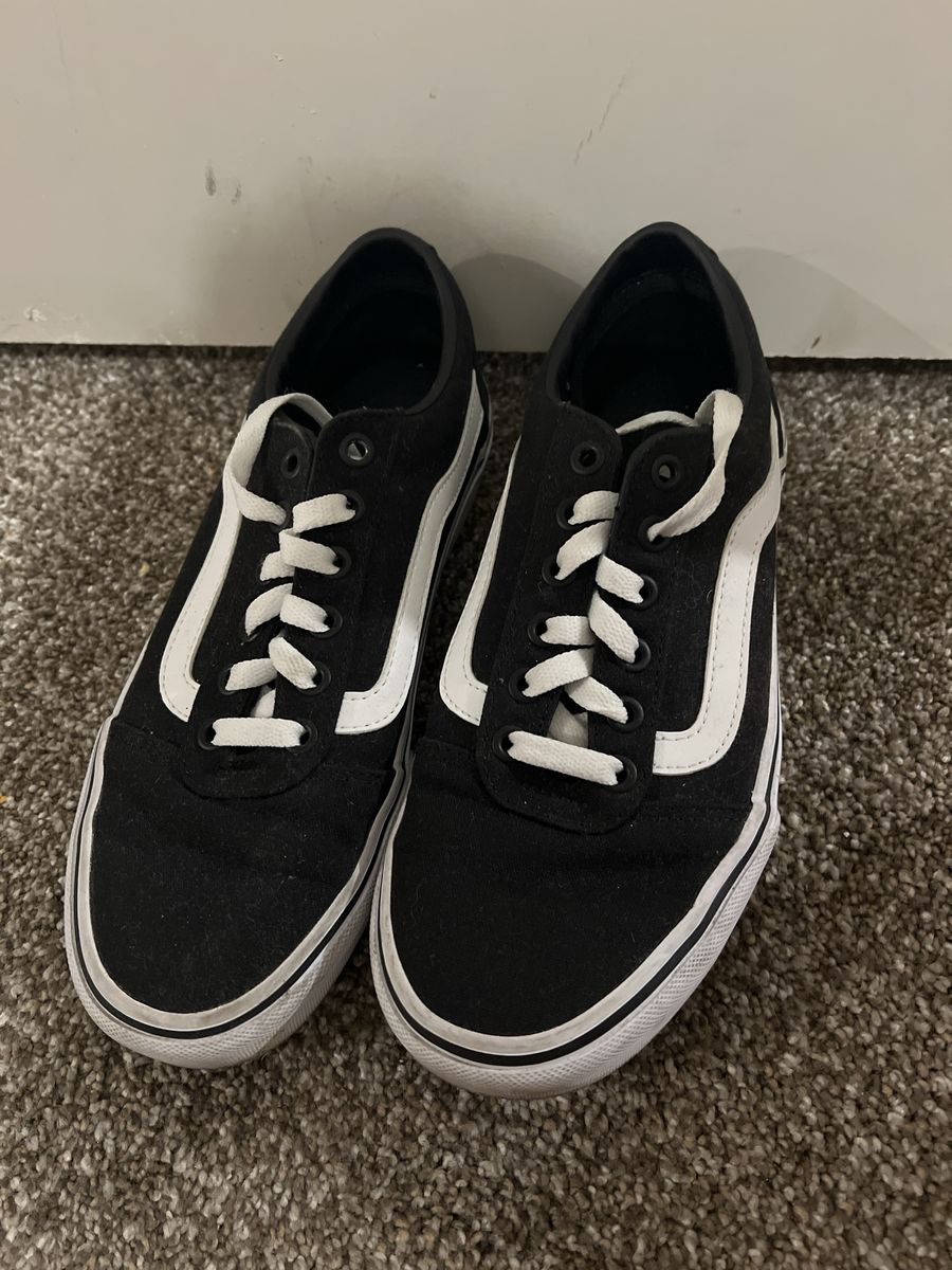 Vans shoes size 8.5 women’s