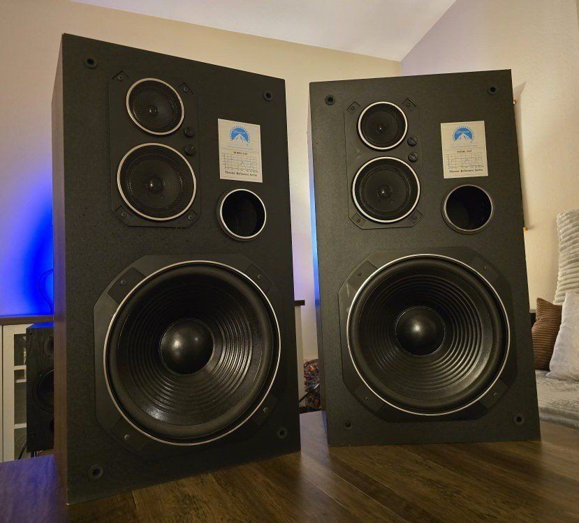 12" Paramount 5123 Theater Reference Speakers