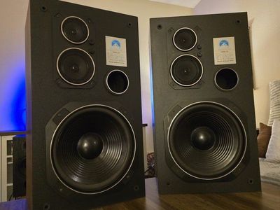 12" Paramount 5123 Theater Reference Speakers