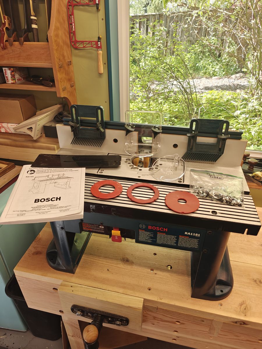 Bosch RA1181 Router Table