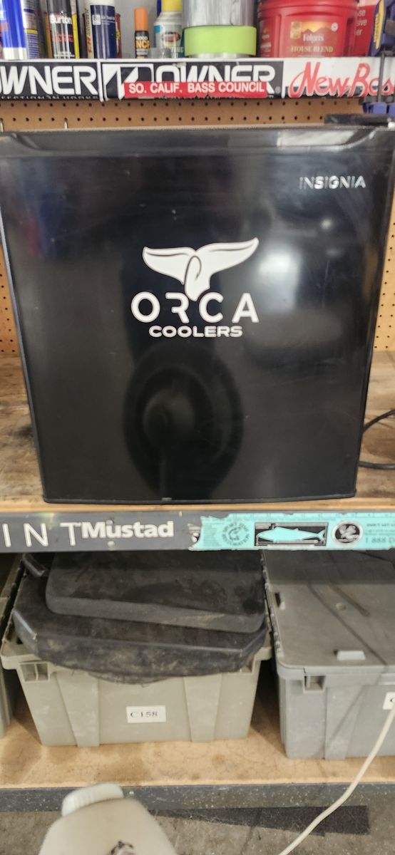 Mini fridge