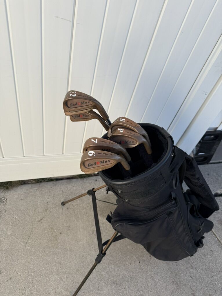 Dunlop Red Dot Max Beryllium Iron Set with Bag